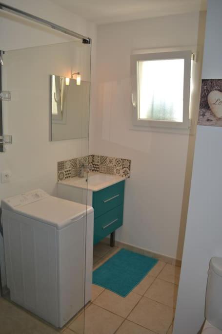Joli Appartement Au Calme Entre Nimes Et Avignon Meynes ภายนอก รูปภาพ